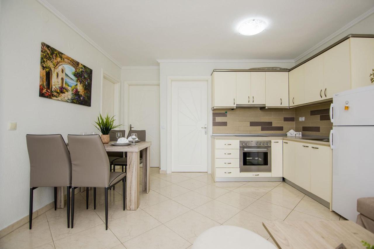 Kasta Bnb Ofrínion Zewnętrze zdjęcie